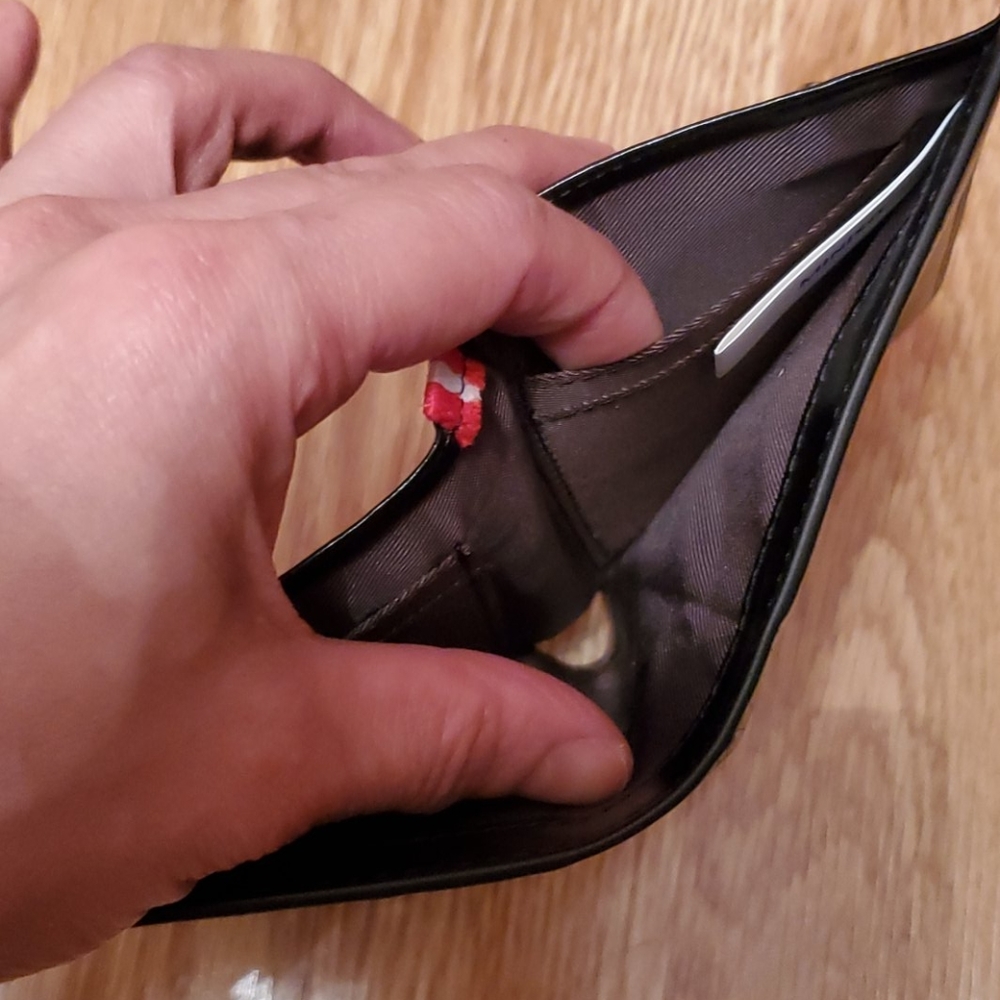 Wallet - Picture 5 of 5